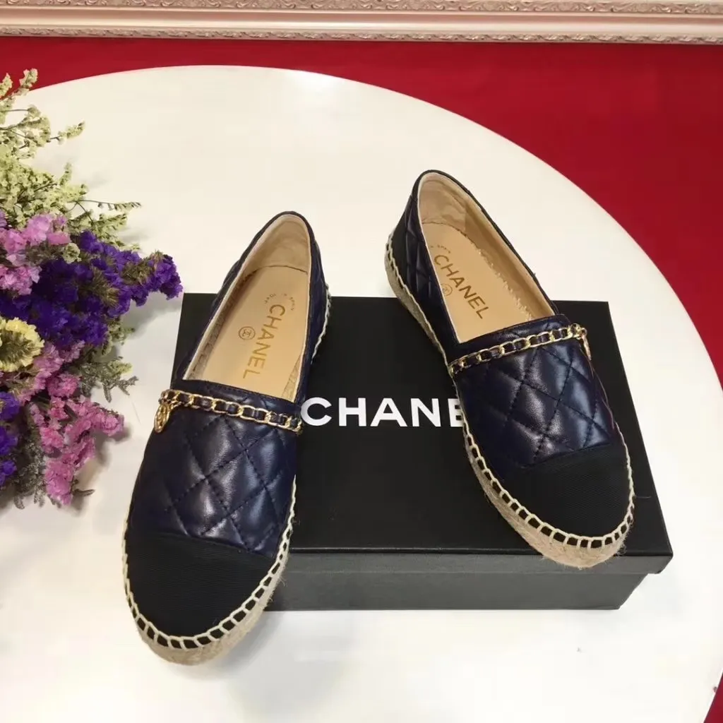 👟👟Ex-factory price 480👟👟 Size: 35-40🌹 🌈🌈[CHANEL Chanel] full range of fisherman shoes... The top version is welcome to compare with all the experts👟👟👟👟 (cloth, leather, lace, sequined) Wool mixed surface)💋💋The lining is made of original sheepskin (the hemp rope bottom and the rubber bottom are integrated) The 100-needle hemp rope is very thorough👍👍...High-quality customization🆚Purchasing agent source‼ ️ The popularity of fishermen’s shoes, I believe everyone who knows the goods knows that people on Earth/Mars are showing off their silk threads one after another💝💝 34-40 (41 and 42 can be customized and non-returnable) standard size 🎁Supporting packaging